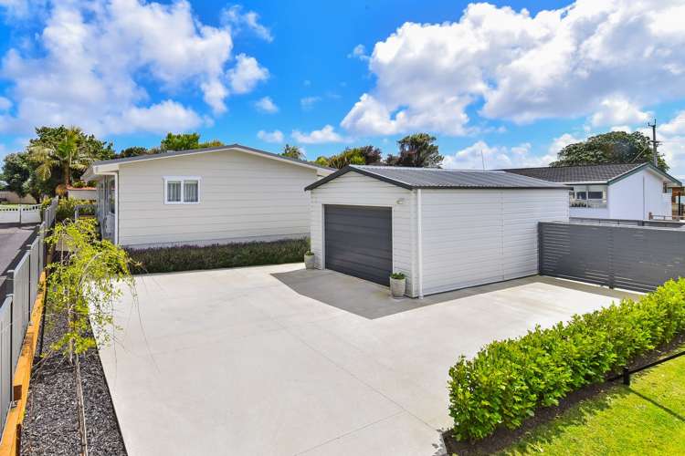 2 Taihiki Road Clarks Beach_9