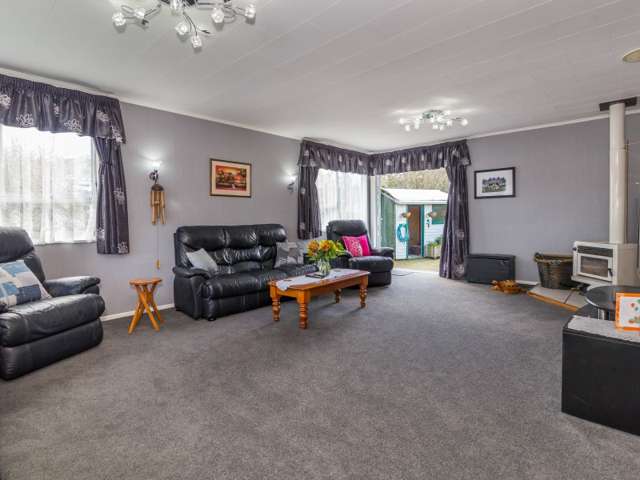 20 Burns Grove Trentham_4