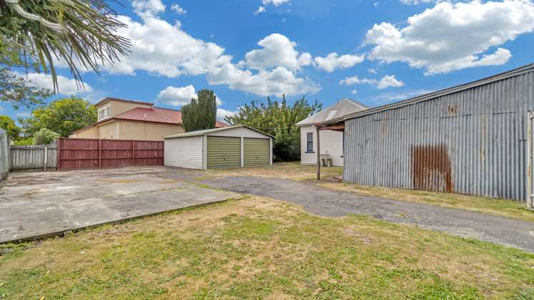 475 Worcester Street Linwood_9