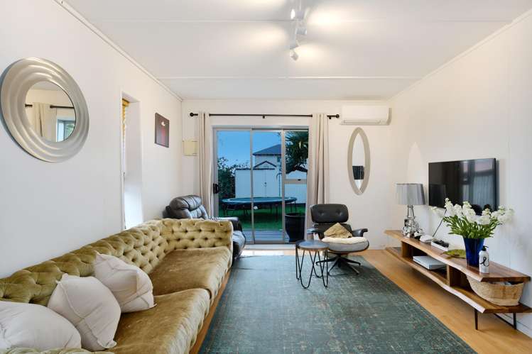 239 Metcalfe Road Ranui_12