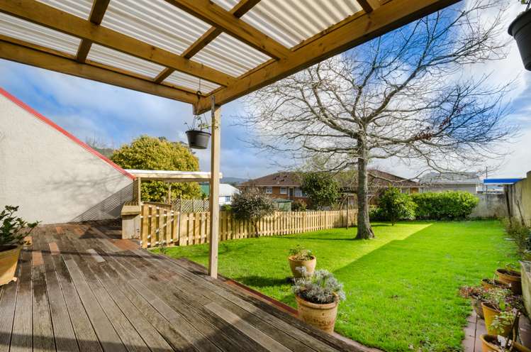 2/108 West Coast Road Glen Eden_1