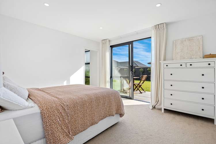 29 Helicon Street Pegasus_10