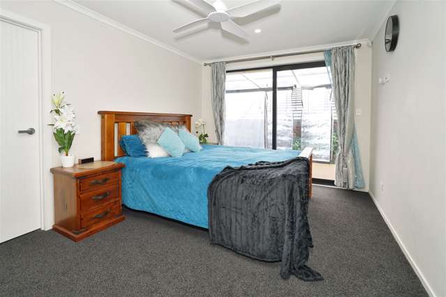 8 Inuwai Street Glenview_4