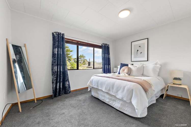 1/5 Hughes Terrace Te Atatu Peninsula_11