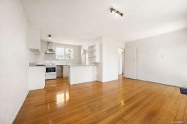 3/45A Titirangi Road_4