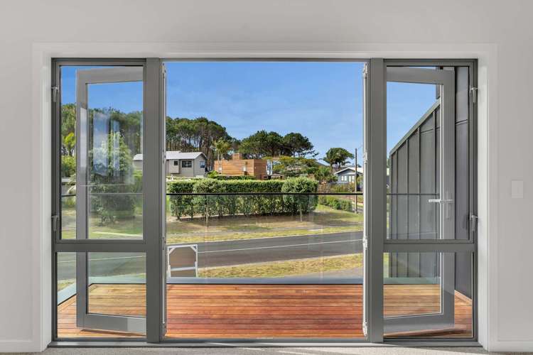 11/101 Harbour Drive Matarangi_11