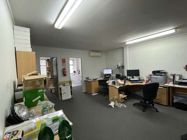 Unit B/95 Ellice Road Wairau Valley_3