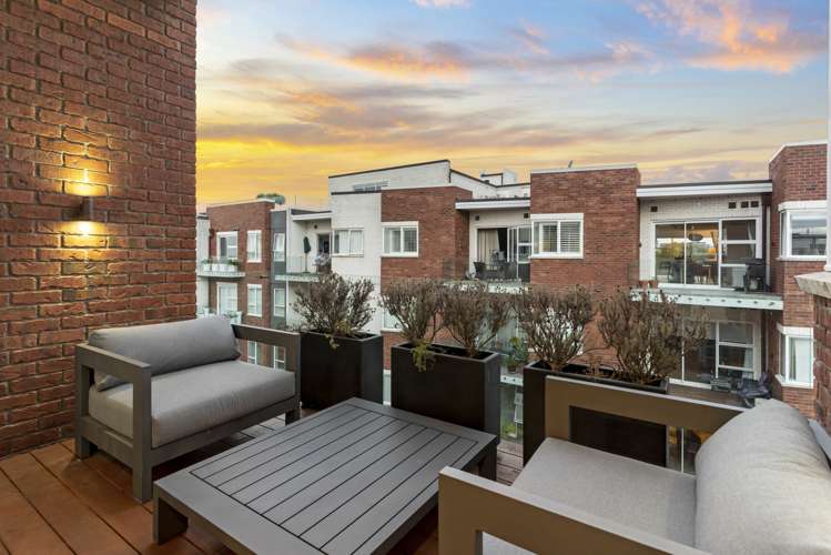 305/64 Surrey Crescent Grey Lynn_5