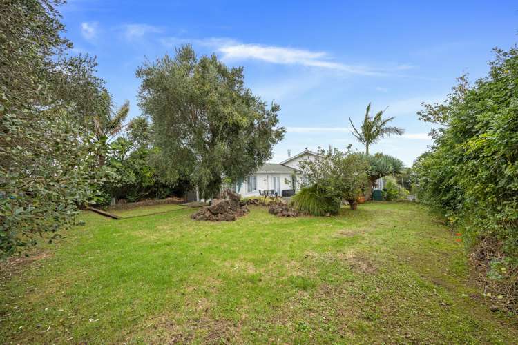 95 & 93 Wallace Road Mangere Bridge_14