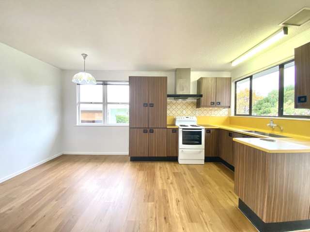 8 Whittle Place 1733_4