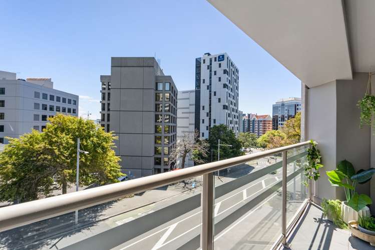 407/96 Symonds Street Grafton_17