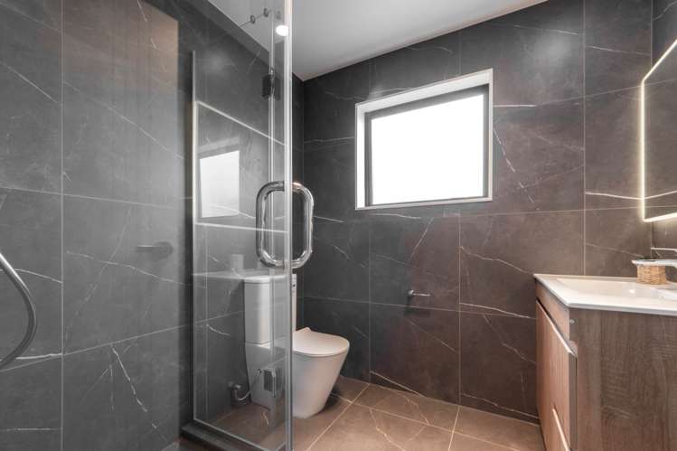 8C Butterworth Drive Glendene_8