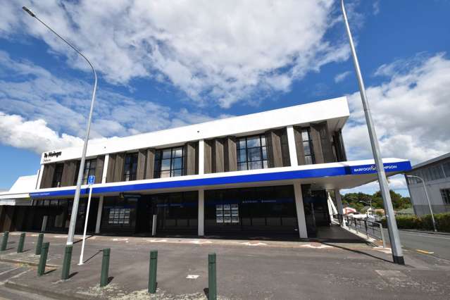 GROUND FLOOR OFFICE ON GREAT SOUTH ROAD