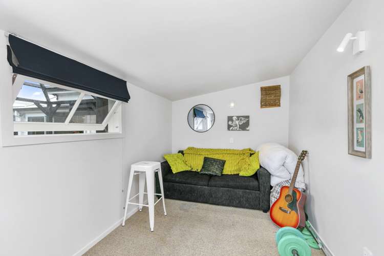 18 Lawrence Street Newtown_13