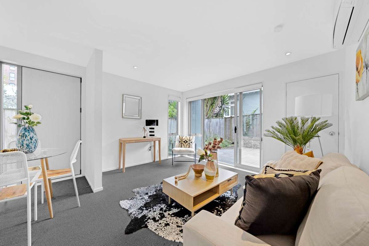 3/2B Walsall Street_1