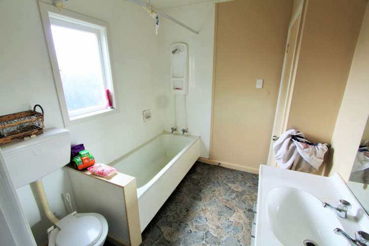 6 Hawick Street Tokoroa_8