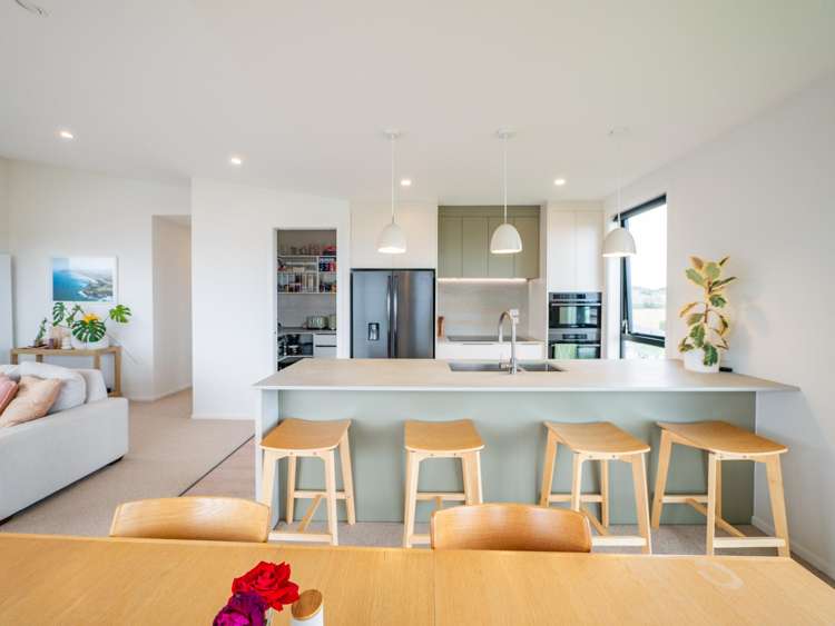 A/24 Dundonald Street Tainui_1