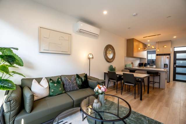 5 Kaikape Lane Flat Bush_2