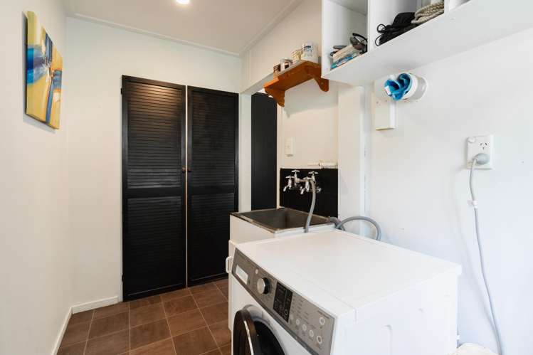 99 Main South Road East Taieri_21