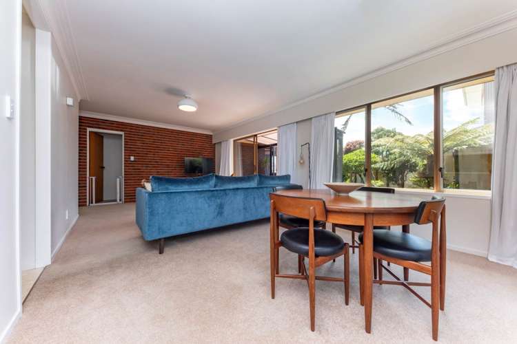 2/127 Golf Road Titirangi_5