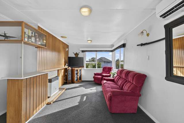 135 Tukapa Street Westown_3