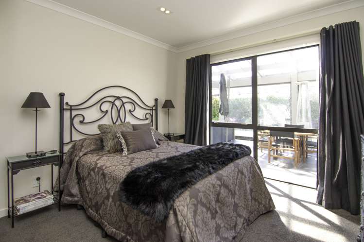 12 Trump Place Kelvin Grove_16