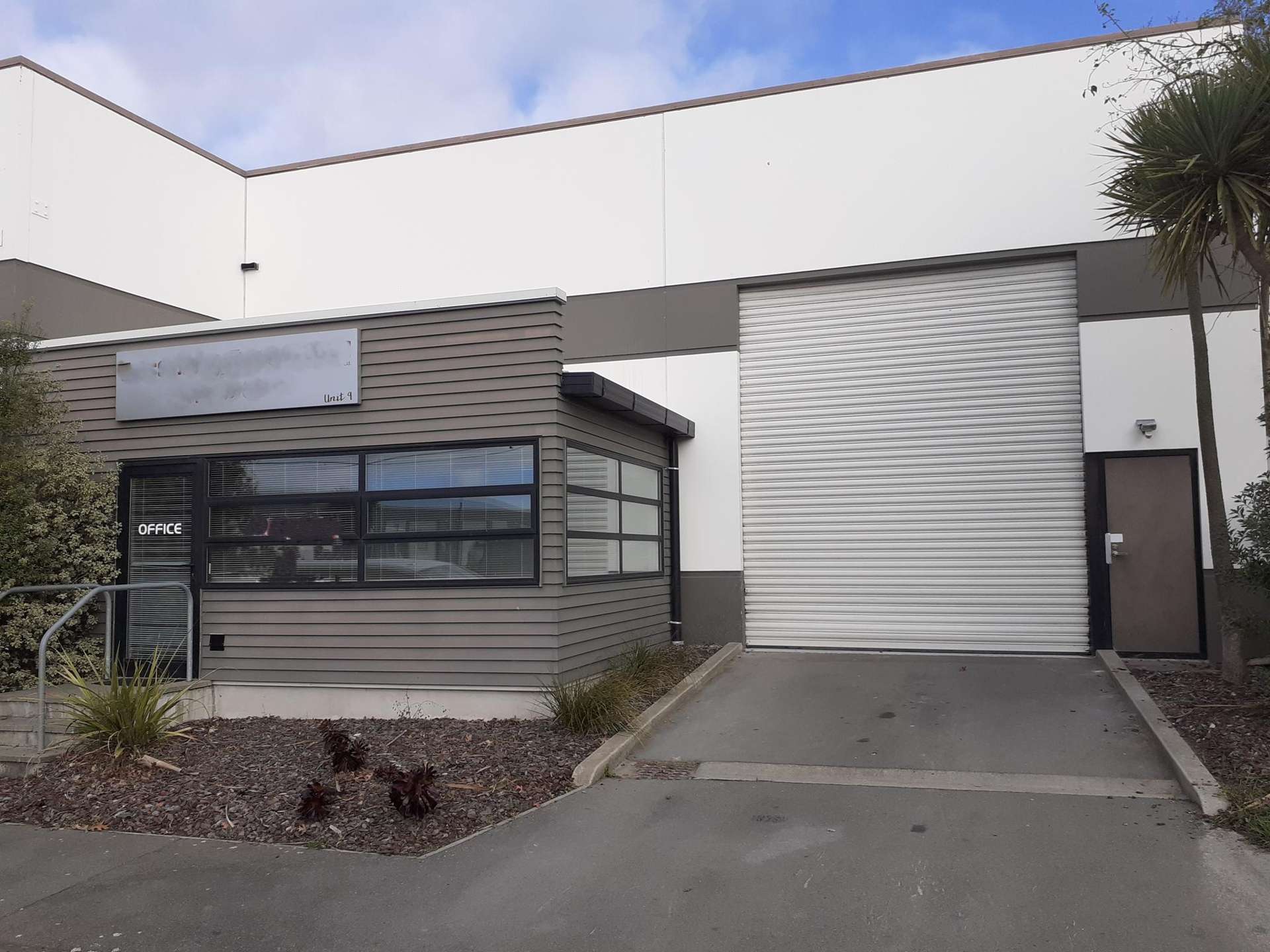 2/18 Taurus Place Bromley_0