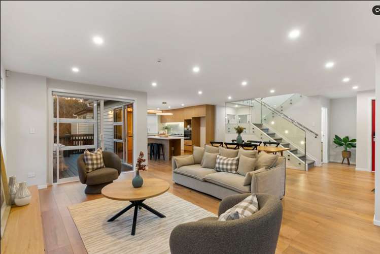 62A Vandeleur Avenue Birkdale_1
