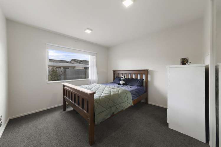 2/172 Geraldine Street Edgeware_4