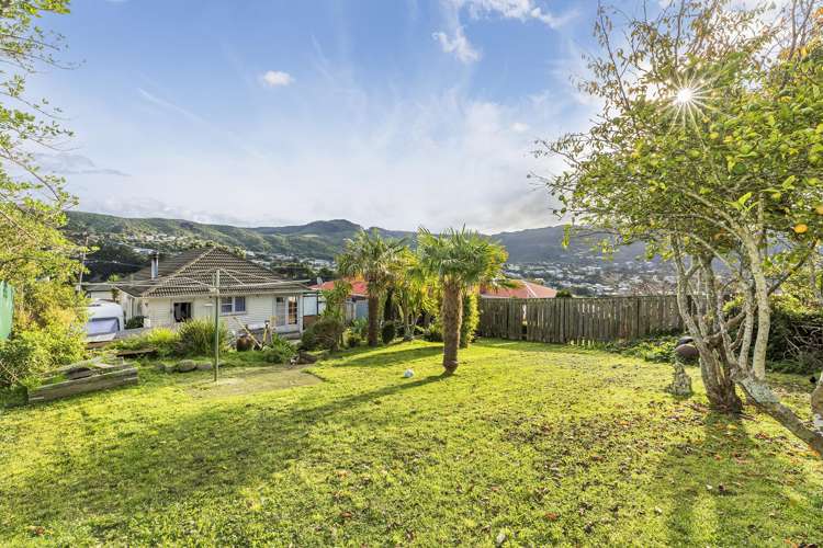81 Taylor Terrace Tawa_23