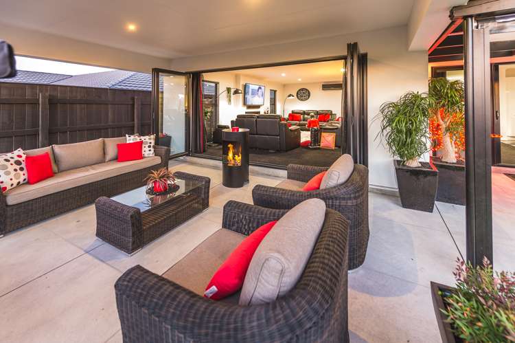 8 Magnolia Crescent Tawhero_17