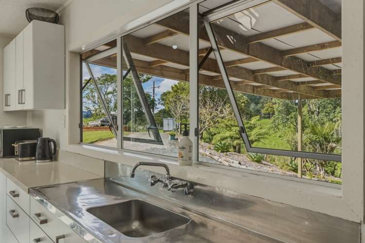 1048 Otangaroa Road_5