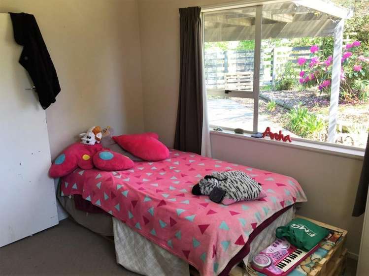 4 High Street Clinton and Surrounds_15