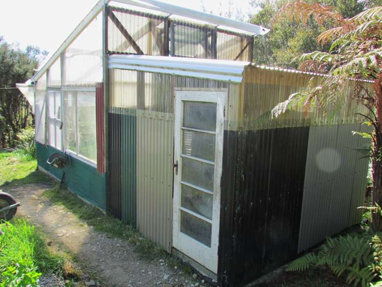 1712 State Highway 7 Moana / Lake Brunner_28