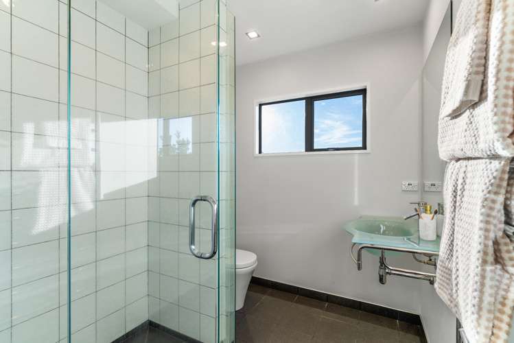 78 Tannadyce Street Strathmore Park_21
