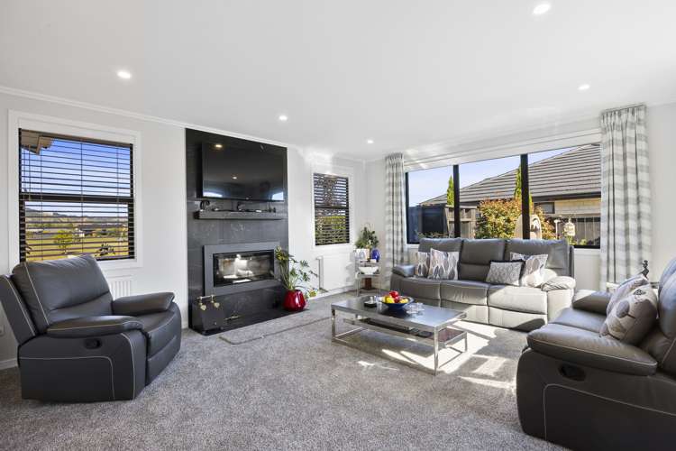 2 Carnoustie Lane Mosgiel_6