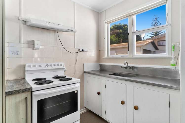 12 Anzac Road Gate Pa_7