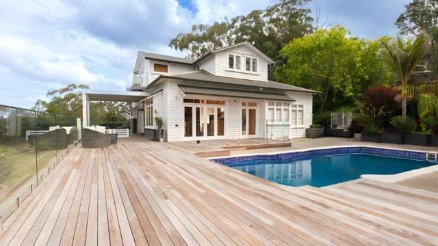 Exquisite 5-Bedroom Manor with Stunning Bush Views in Coatesville