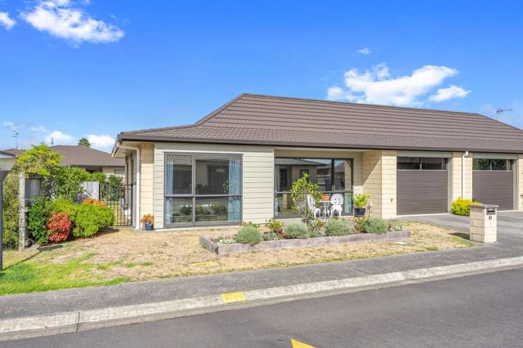 41/3 Georgia Grove Paraparaumu_16