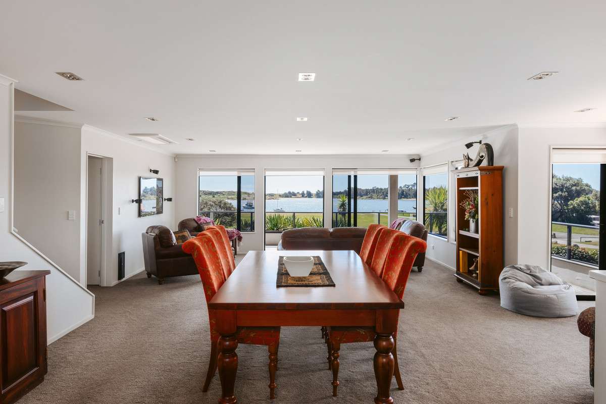 41 Muriwai Drive_1