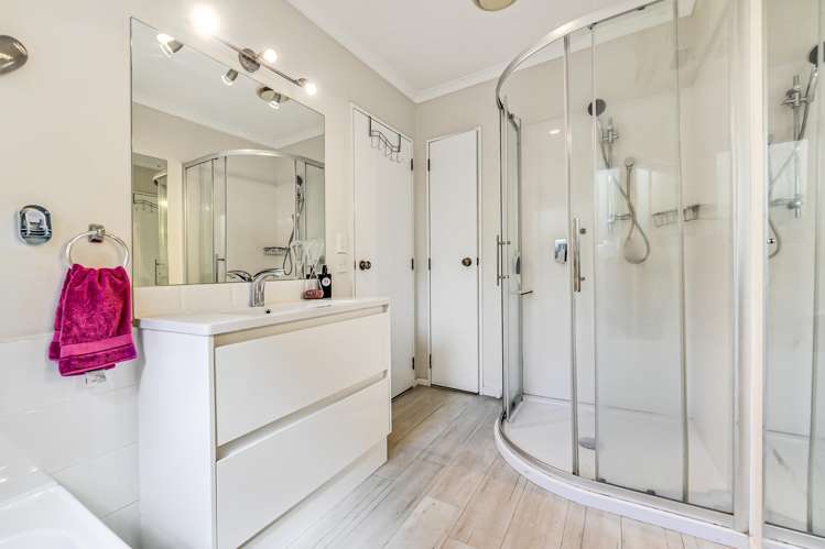 4 Abergeldie Way Cambridge_19