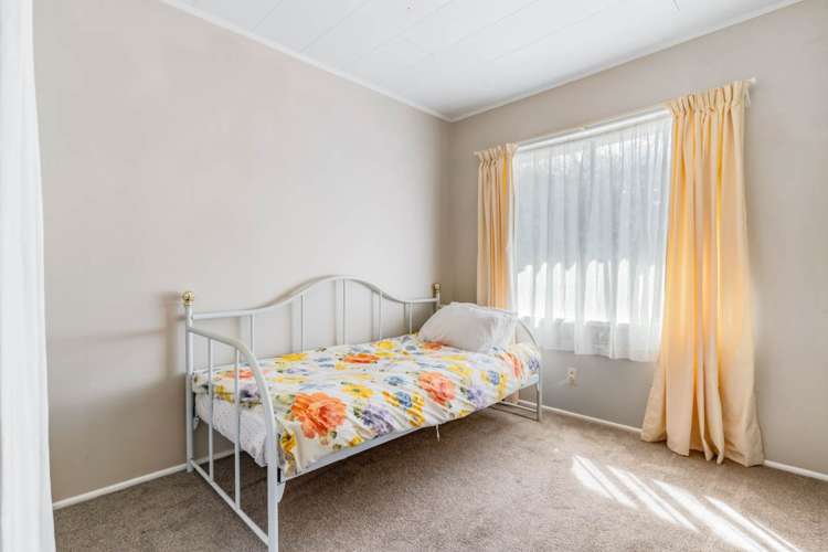 2/2B Yeoman Place Howick_4