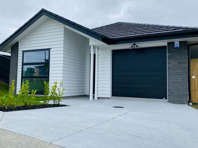 9 Karaipiture Road Karaka_1