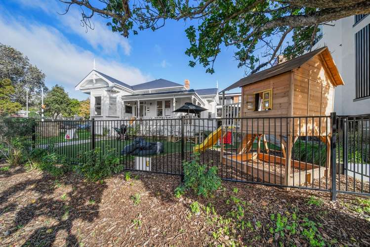 64d Coronation Road Mangere Bridge_17