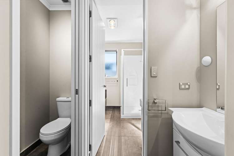 12 Begley Place Frimley_16