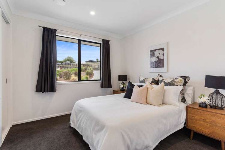 4 Suzanna Lane Paerata_18