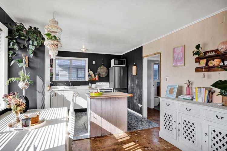 15 Bone Crescent Hawera_6