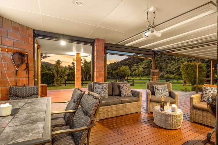 93 Bethells Road Waitakere_14