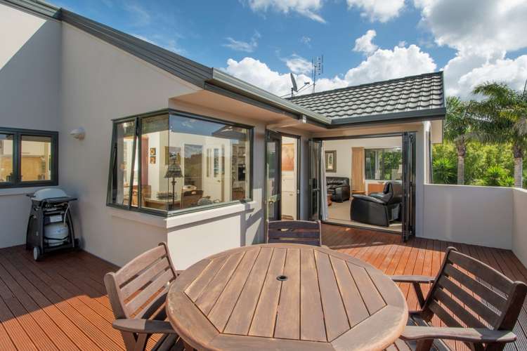 35 Mahonia Place Pyes Pa_16