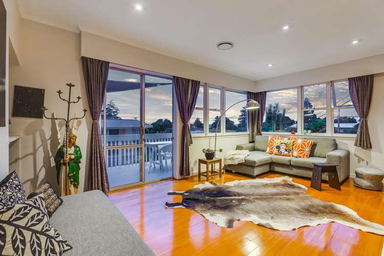 66 Tiroroa Avenue Te Atatu South_2